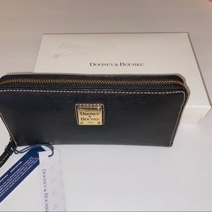 Dooney & Bourke Large Saffiano Zip Around Leather